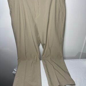 Izod Golf Men's Khaki Chinos